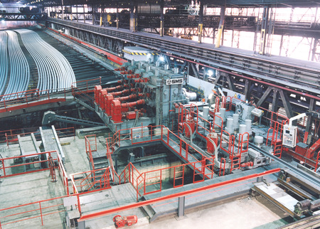 Roller leveler and rail cooling bed (120 m) in Donawitz
